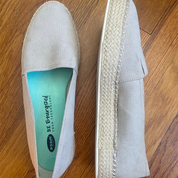 Never Worn Dr. Scholl’s Size 9 Slip On Shoe with Memory Foam Inserts - Picture 5 of 7